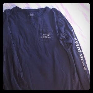Vineyard Vines blue long sleeved shirt
